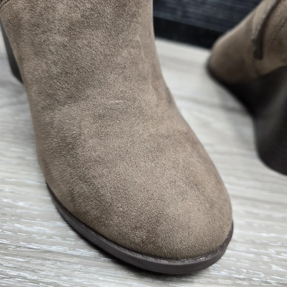Market & Spruce Women's‎ Wedge Faux Suede Booties CD4 Brown Size 7.5